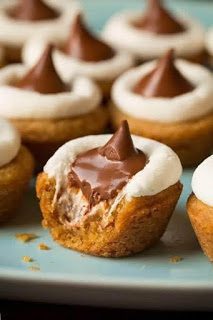 Hershey S’mores Cupcakes