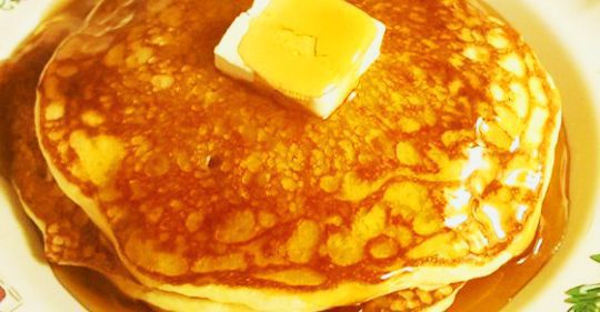 Mom’S Buttermilk Pancakes !!