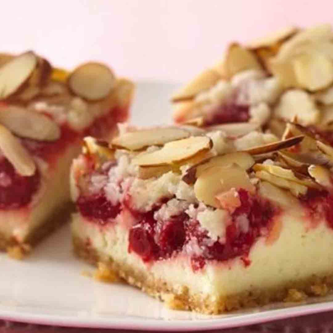 Almond Streusel Cherry Cheesecake Bars [Skinnyfied]