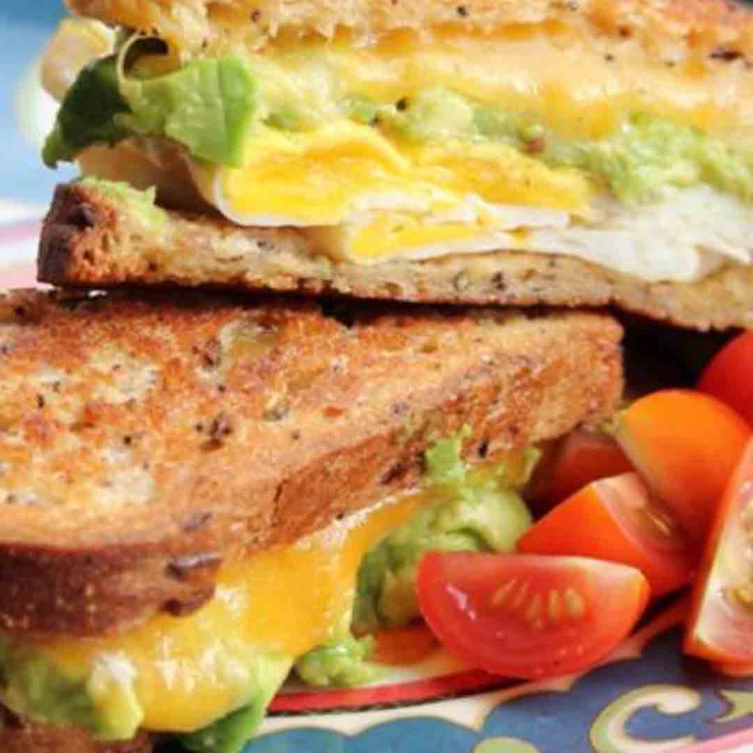 Avocado Breakfast Sandwich [Skinnyfied]