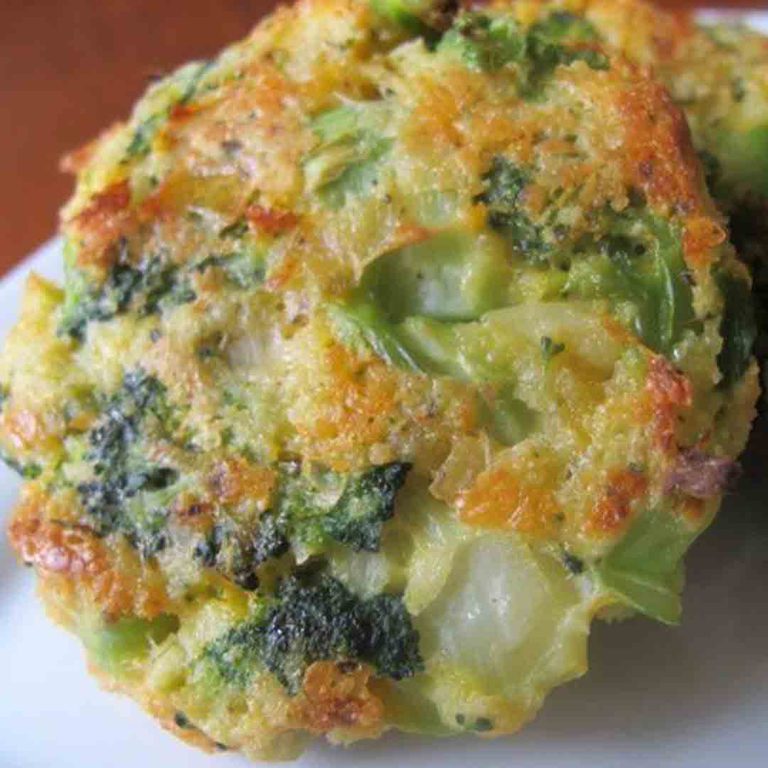 Baked Cheese & Broccoli Patties [Skinnyfied]