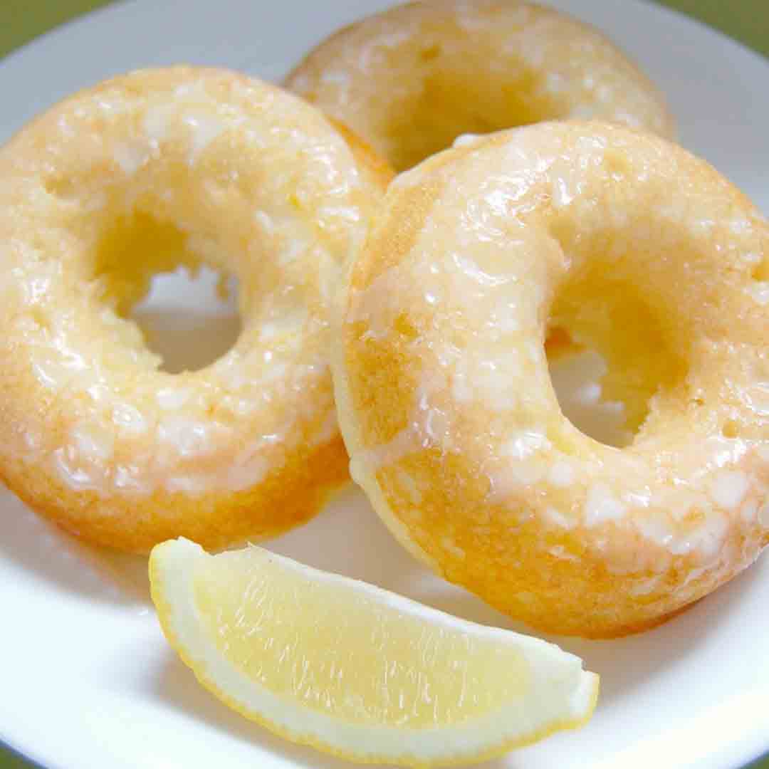 Baked Lemon Donuts [Skinnyfied]