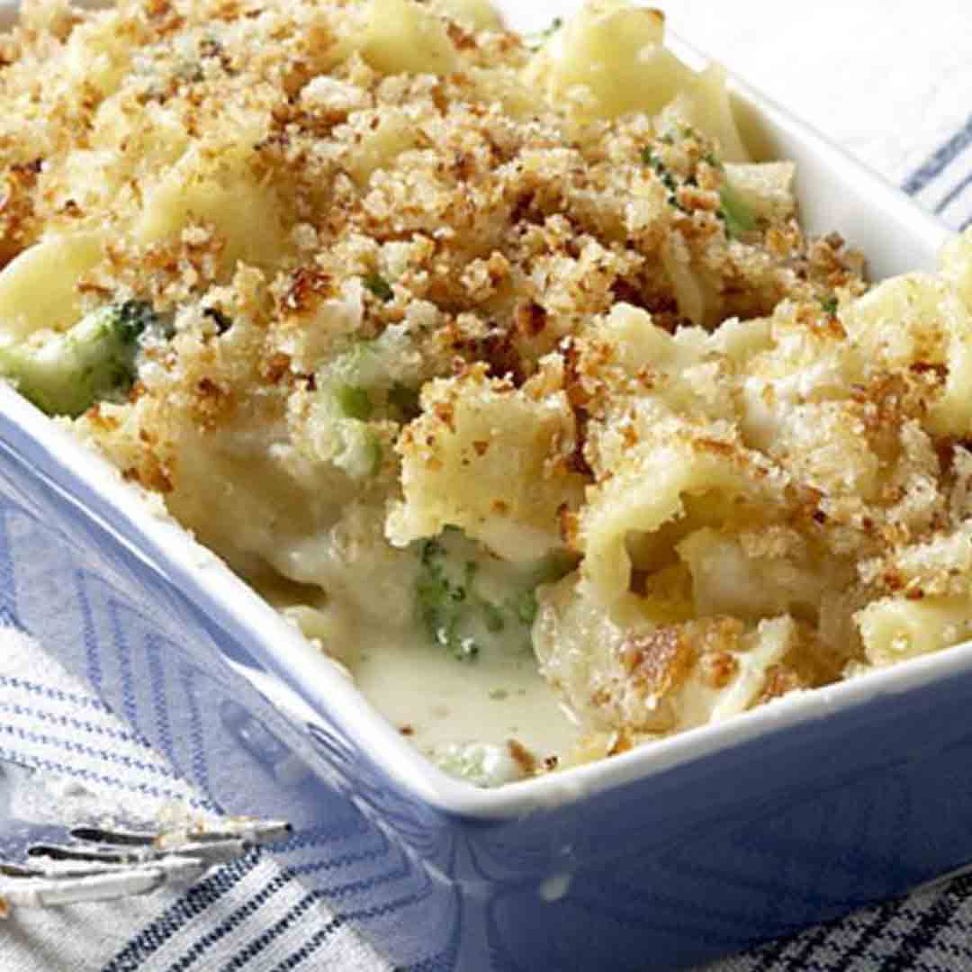 Baked Mac And Cheese With Broccoli [Skinnyfied]