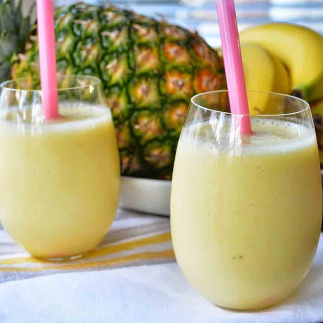Banana Pineapple Smoothie [Skinnyfied]