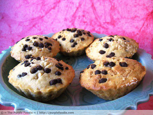 Banana Cupcakes with Double Chocolate Chips ( Made Tasty ) 2024 | Cakes, RECIPES, Sweet Treats