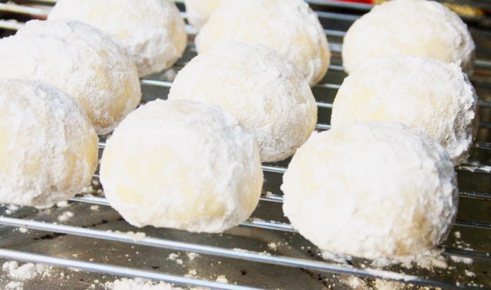 Snowball Cookies Recipe !!