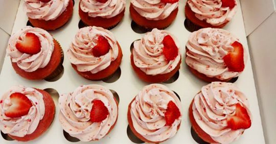 Triple Strawberry Cheesecake Cupcakes !!