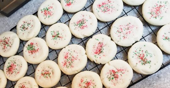 Whipped Shortbread Cookies Are Holiday-Perfect !!