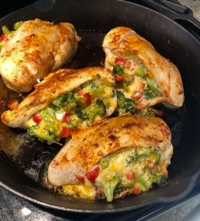 Chicken Breast Stuffed with Cheddar Cheese and Broccoli !!