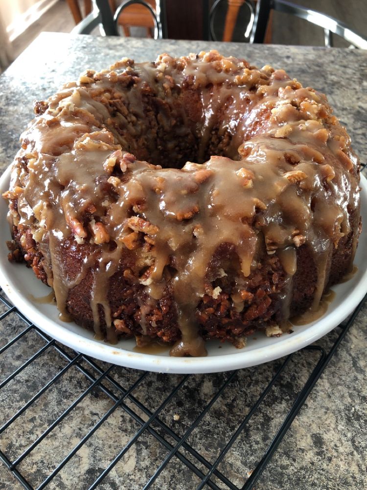 Irresistible Carmel Pecan Pound Cake