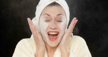 20 Brilliant Uses for Baby Powder You’ve Never Considered