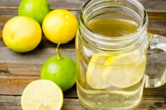 6 Reasons To Drink Lemon Water Every Morning