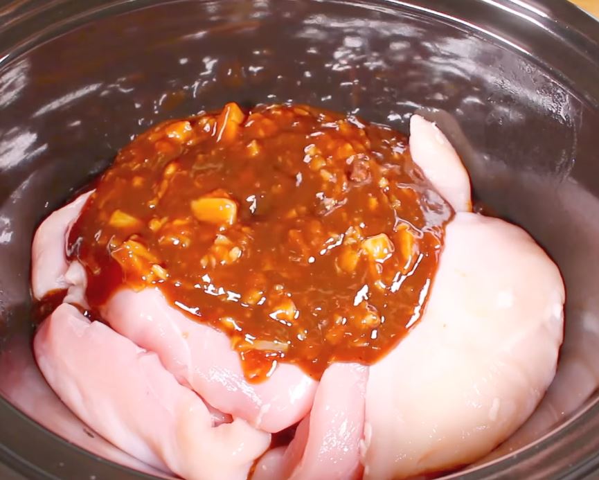 How to Make Sweet Hawaiian Crockpot Chicken