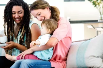 Childless Aunts Are The Most Undervalued Women In America