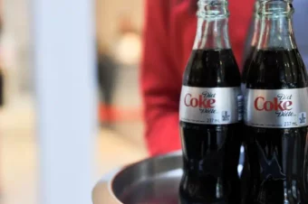 Drinking One Diet Drink Daily Can Triple Risk Of Dementia and Stroke
