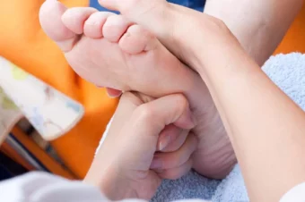 How to Prevent Diabetes Complications in Feet (Foot Care)