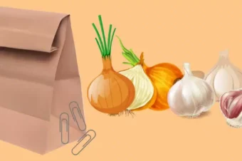 How To Store Your Onions and Garlic the Correct Way So They Last For Months