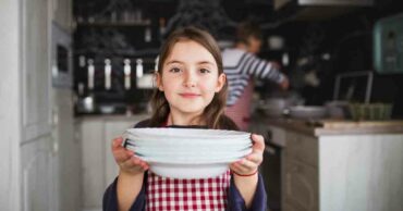 Mom asks her young daughter to help set the table. She was stunned when she did this.