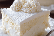 Old Fashioned Heavenly White Cake !!