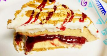 No-Bake Peanut Butter And Jelly Pie !!