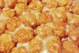 Cinnamon Roll Bites With Cream Cheese Frosting !!