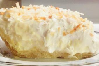 No-Bake Coconut Cream Pie !!