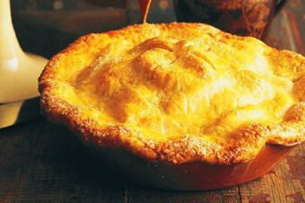 Easy Old-Fashioned Apple Pie !!